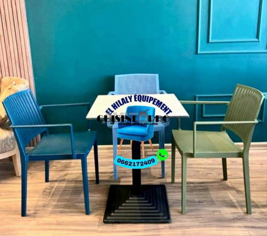 chaises-de-cafe-big-1