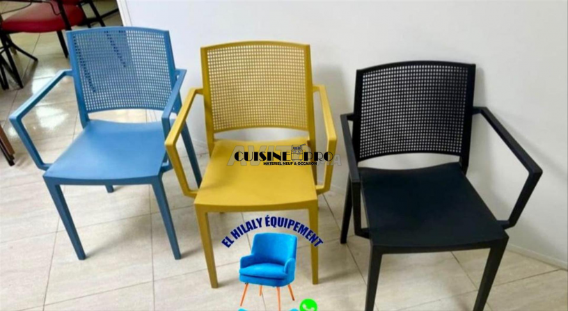 chaises-de-cafe-big-2