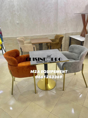 chaise-et-table-cafe-restaurant-r2025-big-0