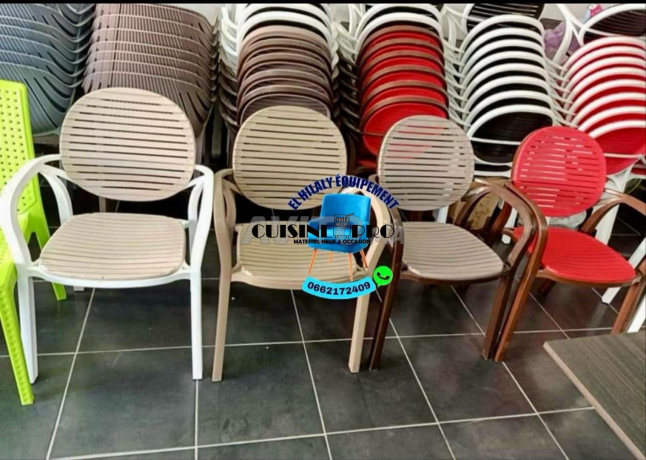 chaise-et-tables-pour-cafe-marocain-big-1