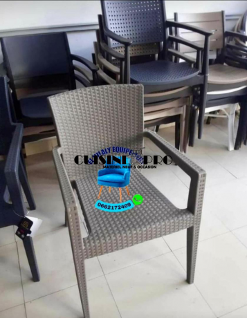 chaise-et-tables-pour-cafe-marocain-big-3