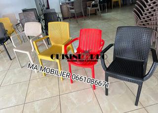 chaise-cafe-moderne