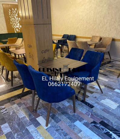des-chaises-neufs-pour-cafe-big-2