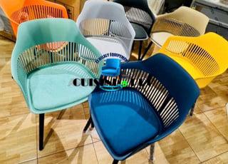 chaise-table-fauteuil-restaurant