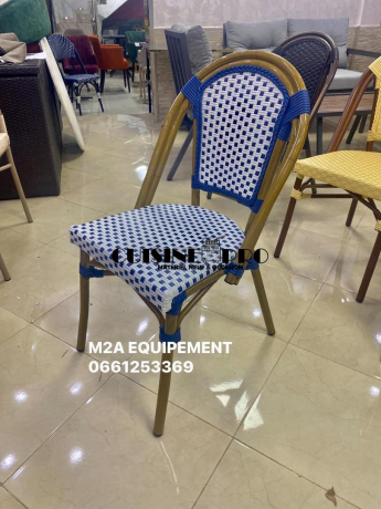 chaise-cafe-restaurant-big-3