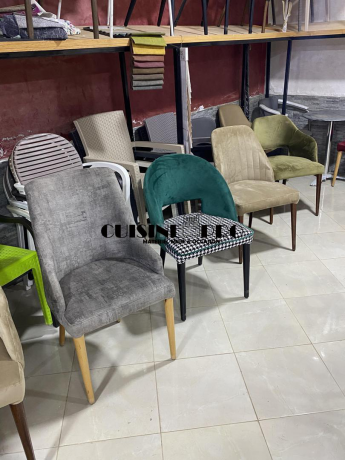 chaises-cafe-restaurant-big-0