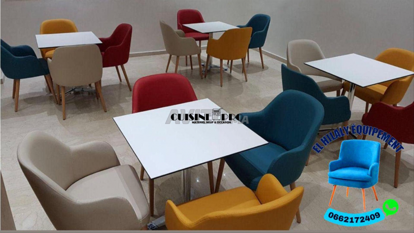 chaise-et-table-de-cafe-big-1