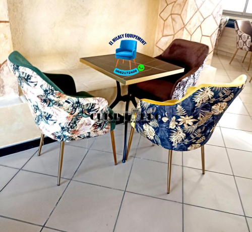 chaise-et-table-de-cafe-big-0